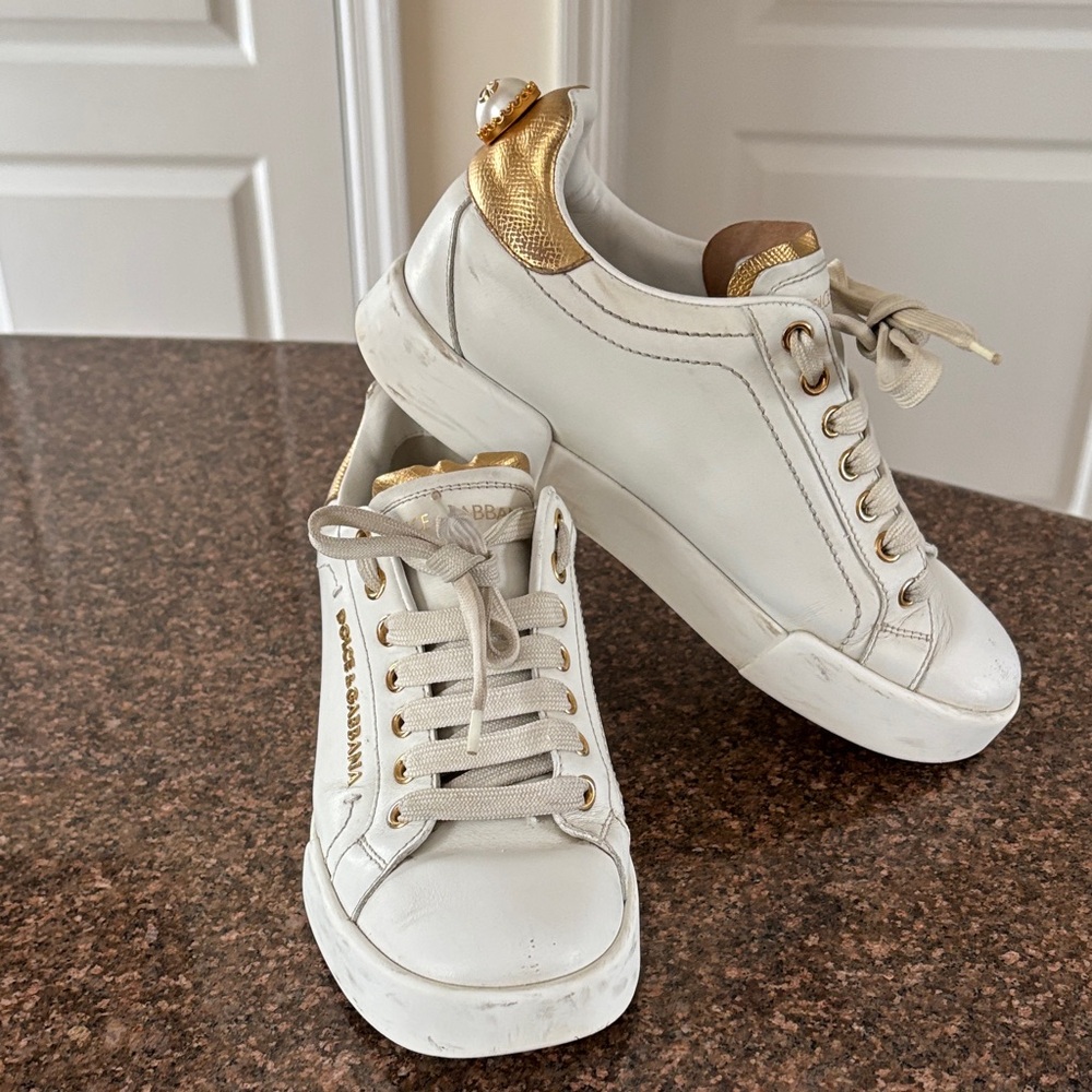 Dolce & Gabbana Ladies White Gold Pearl Accent Sneakers-6 - Picture 5 of 16